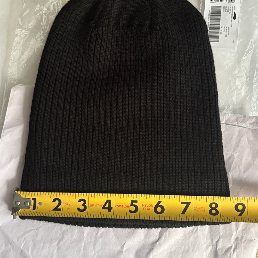 Burberry Black Ribbed Beanie logo unisex size medium like new used once - Picture 6 of 7